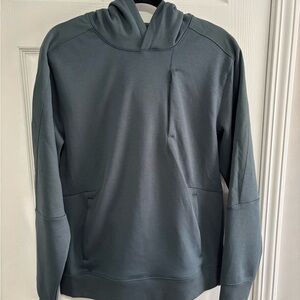 Men’s VRST Pinnacle Hoodie